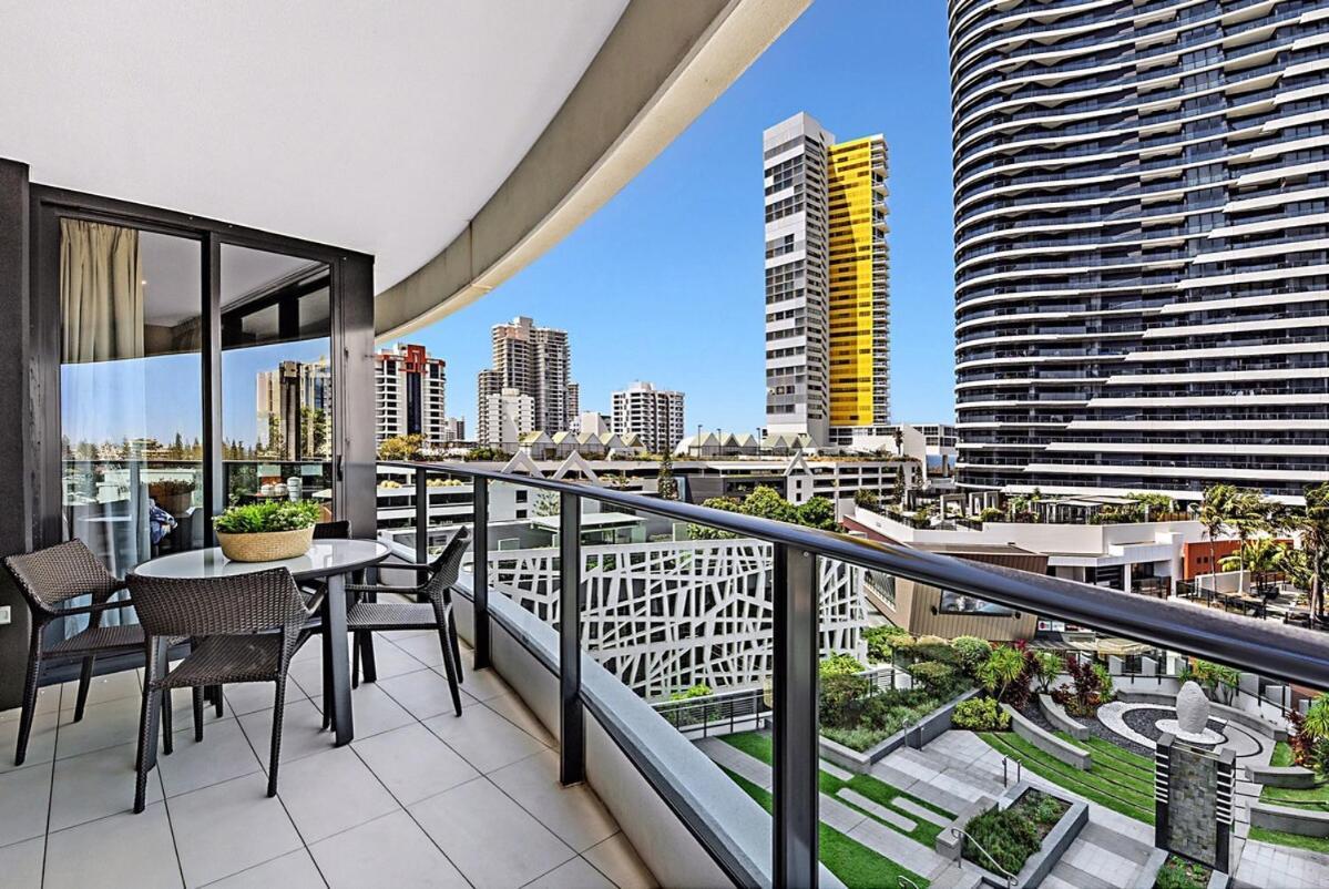 Boutique Luxury At Oracle 20608 * Gold Coast